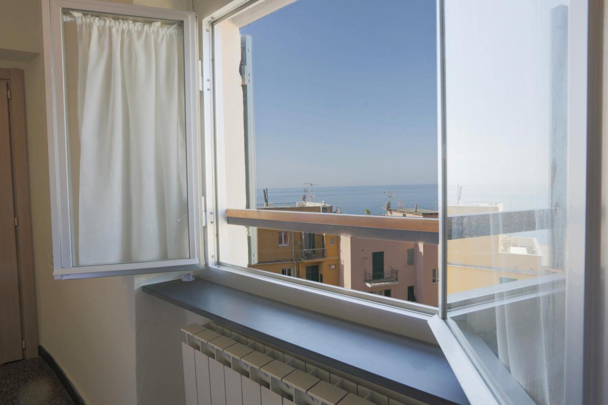 Nervi - In Discesa Sul Mare * Genova